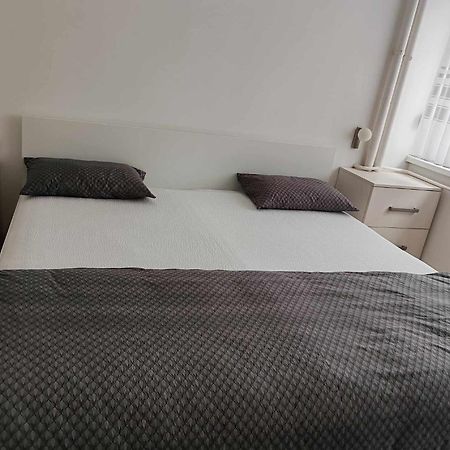 Tina Appartement Karlovac Buitenkant foto