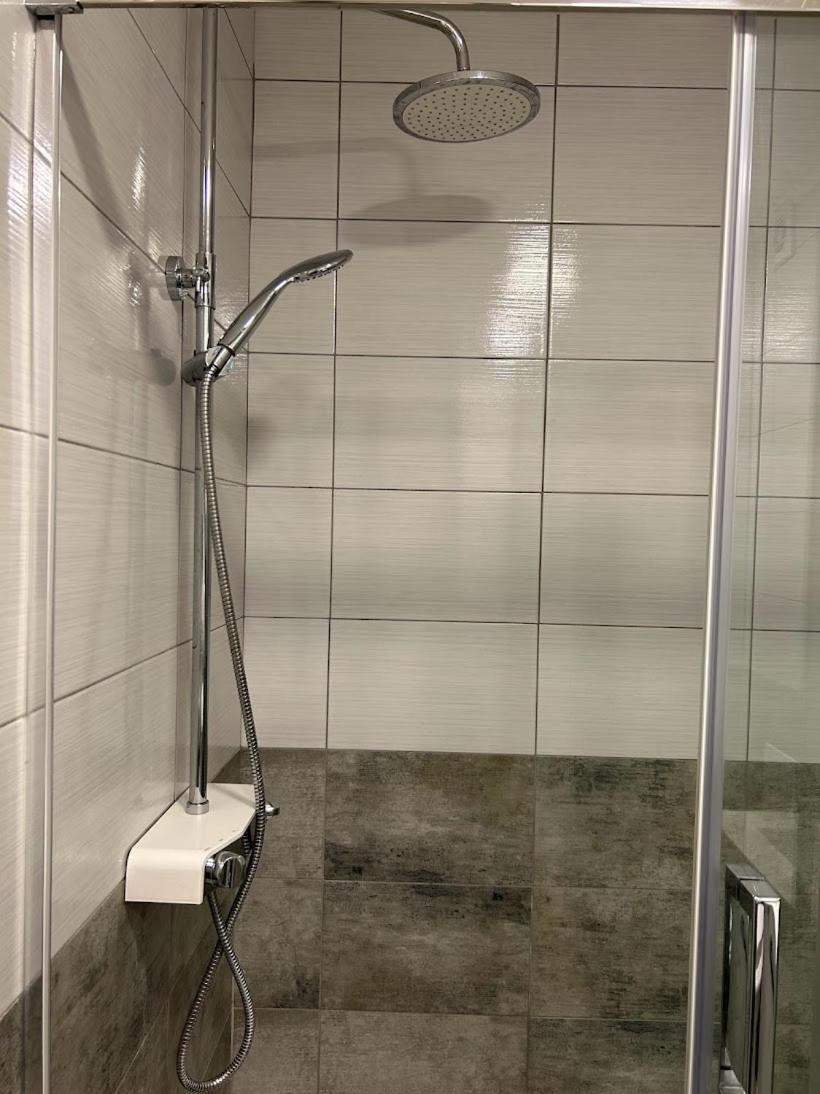 Tina Appartement Karlovac Buitenkant foto