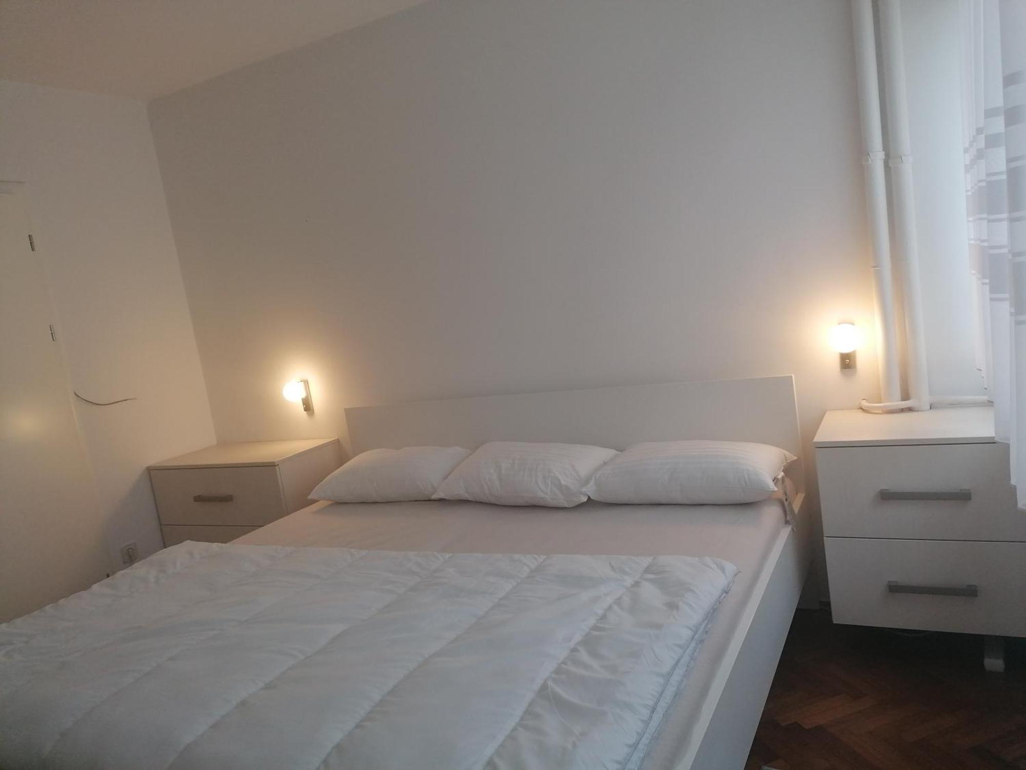 Tina Appartement Karlovac Buitenkant foto
