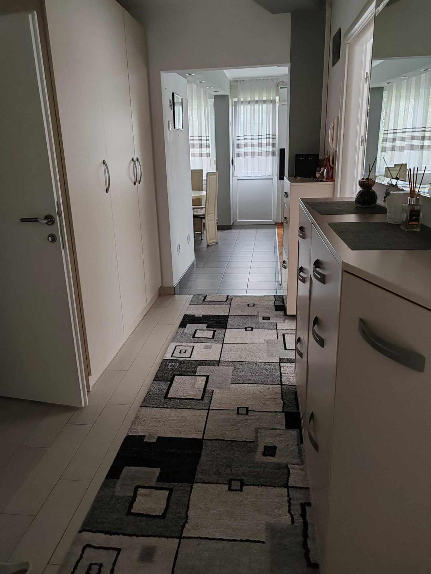 Tina Appartement Karlovac Buitenkant foto